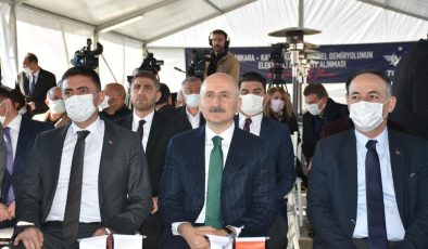 Ankara-Kayseri konvansiyonel demir yolu "elektrikli" olarak işletmeye açıldı