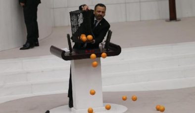 CHP’li Erbay’dan, bütçe görüşmesinde portakallı tepki