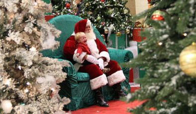 Çocuklara Noel Baba’nın gerçek olmadığını söyleyen din adamına büyük tepki