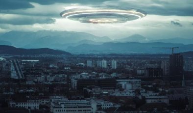 NASA Başkanı’ndan ses getirecek açıklama: UFO gören pilotlarla görüştüm, radarları bu nesneye kilitleniyor