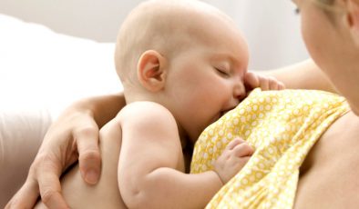 Uzun süreli emzirmenin anne ve bebek için 15 faydası
