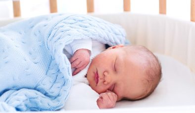 Yenidoğan Bebeklerde Uyku