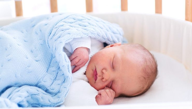 Yenidoğan Bebeklerde Uyku