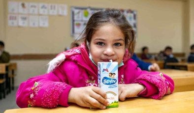 Son dakika haberleri… Büyükşehir Belediyesinin hedefi; çocuklara 1,5 milyon kutu süt dağıtmak
