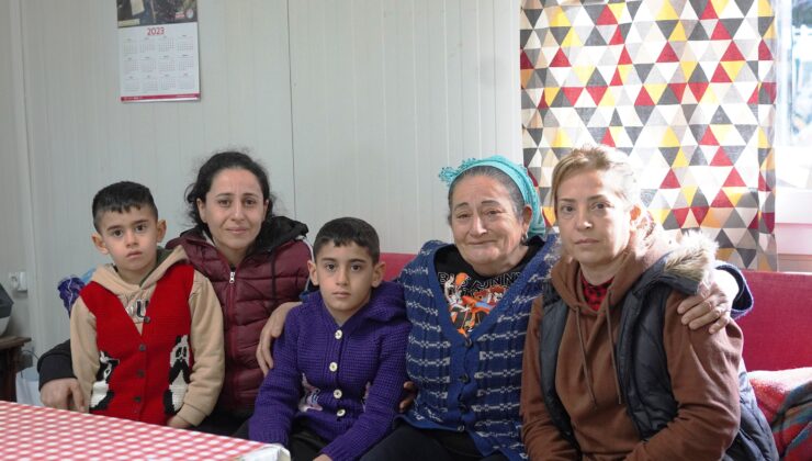 Depremden Kaçtılar Mezitli Gönüllü Evine Sığındılar