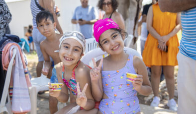 Büyükşehir Belediyesi’nden Çocuklara Limonlu Dondurma